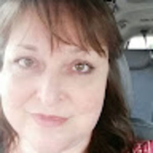 Meet your Posher, Lynnette